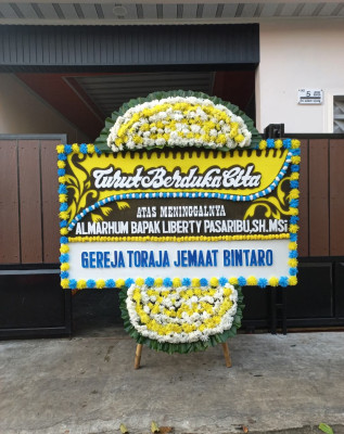 Papan Bunga Duka di Batu Aji