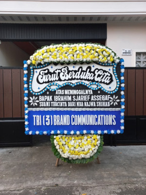 Papan Bunga Duka di Batu Aji